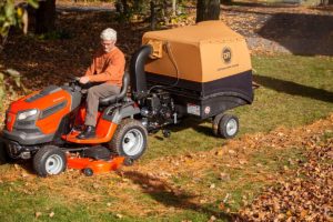 The DR Leaf and Lawn Vacuum - Leaf pick-up, DONE RIGHT